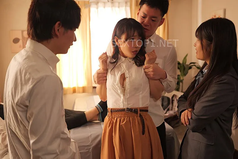 Không ưa má kế, hoa nhỏ gọi bạn học về nhà cưỡng hiếp